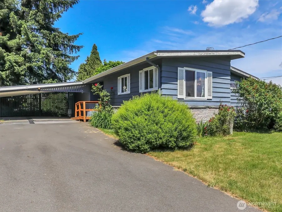6512 NE 196th Street, Kenmore, WA 98028 - #2