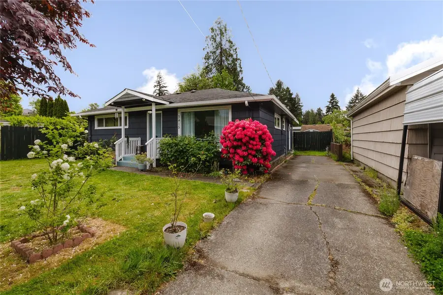 3415 9th Street, Bremerton, WA 98312 - #2