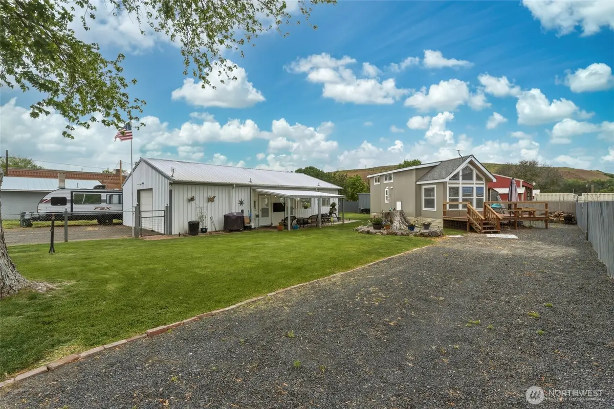 303 Main Street, Starbuck, WA 99359 - #1