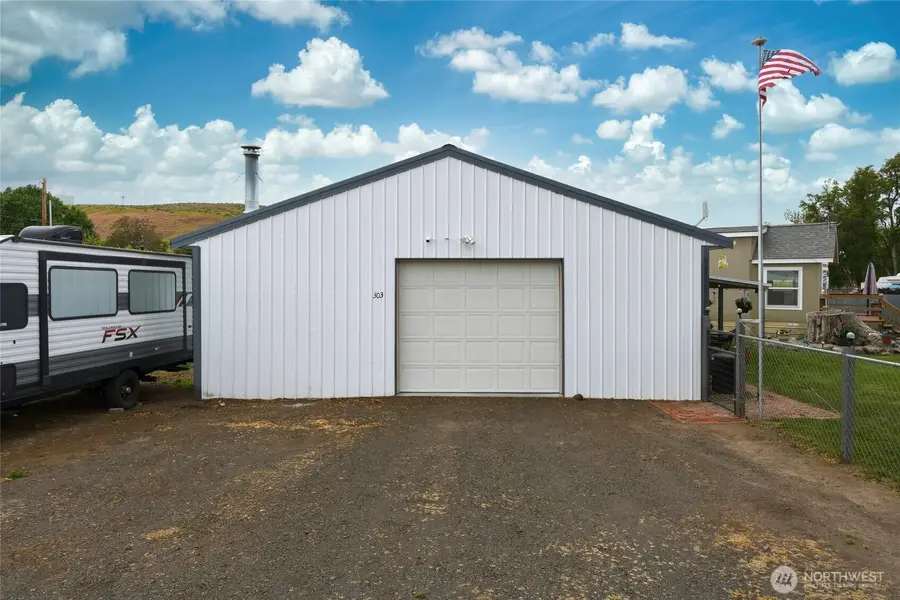303 Main Street, Starbuck, WA 99359 - #3