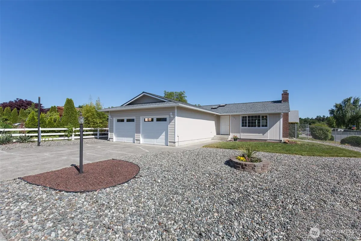 872 E Spruce Street, Sequim, WA 98382 - #1