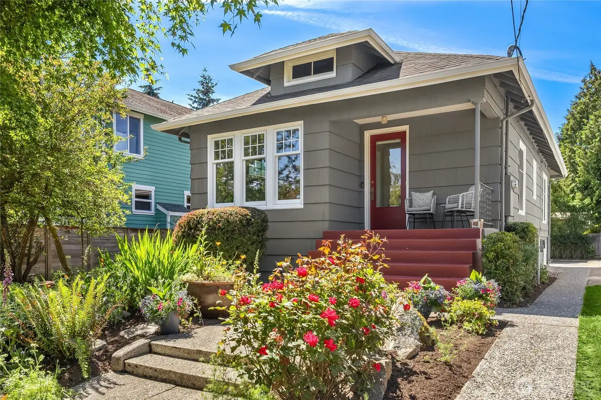 6719 9th Avenue Nw, Seattle, WA 98117 - #1