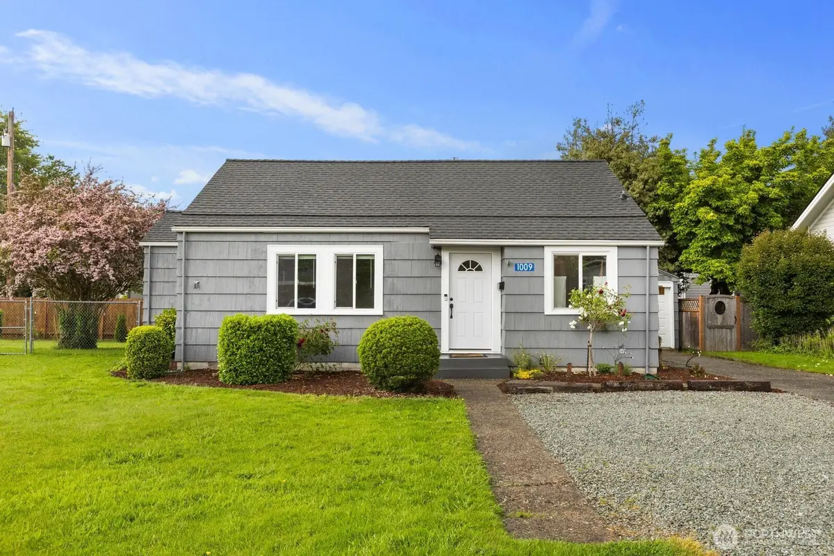 1009 E Orange Avenue, Burlington, WA 98233 - #1