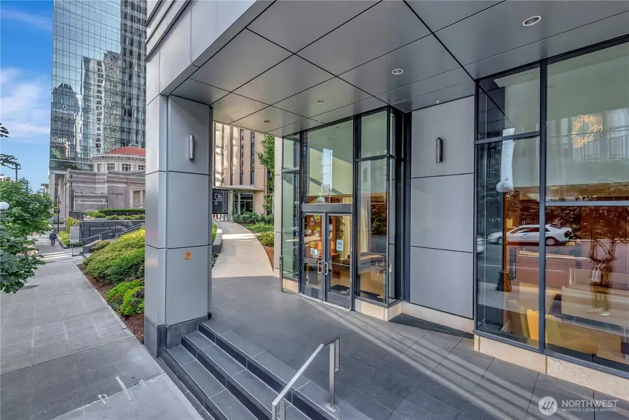909 5th Ave #502, Seattle, WA 98104 - #2