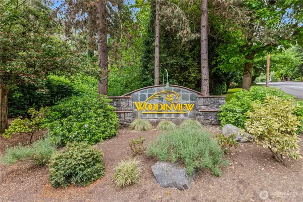 12118 NE 171st Place #E203, Bothell, WA 98011