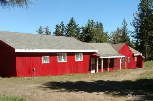 121 High Country Drive E, Tonasket, WA 98855