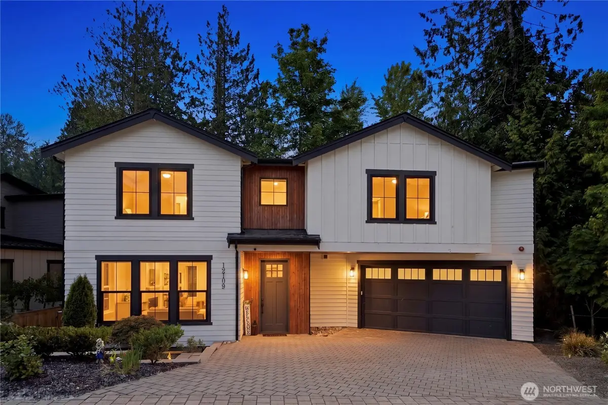 12109 Ne 105th St, Kirkland, WA 98033 - #1