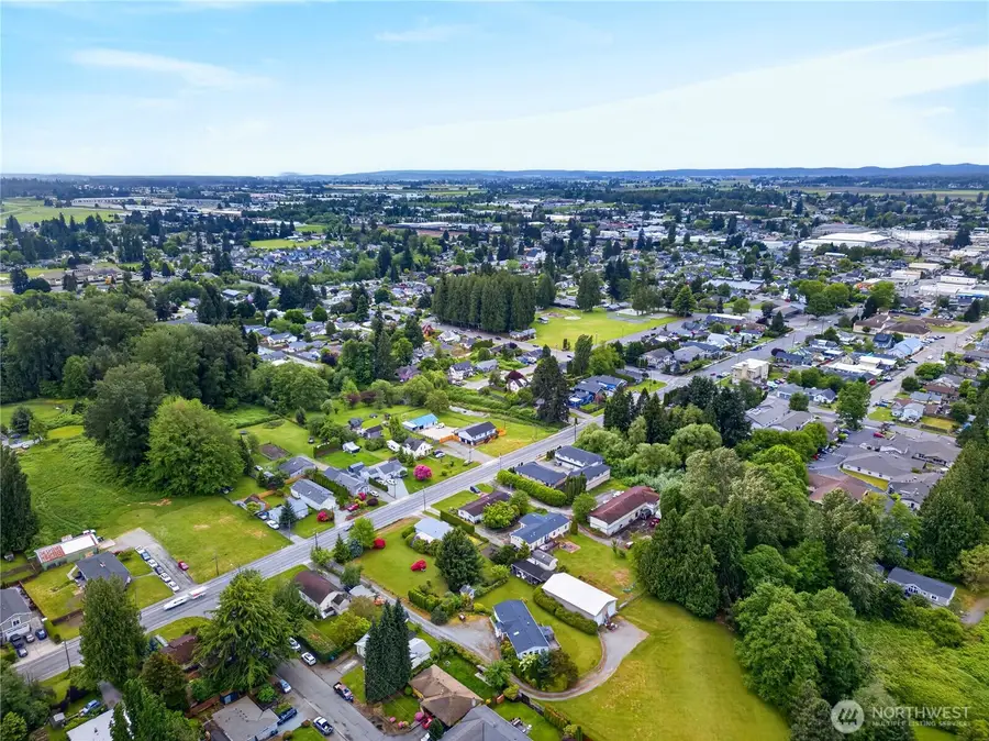 113 N Hawthorne Street, Burlington, WA 98233 - #3