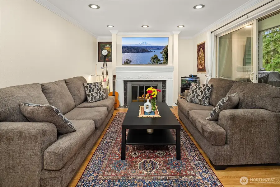 4727 W Lake Sammamish Parkway Se #B201, Issaquah, WA 98027 - #3