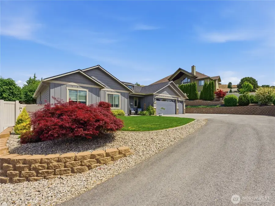 304 Stoneridge Drive, East Wenatchee, WA 98802 - #2