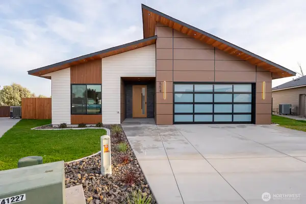 554 N Sparrow Lane, Moses Lake, WA 98837
