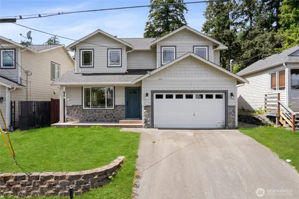 1641 Bayview Drive W, Bremerton, WA 98312