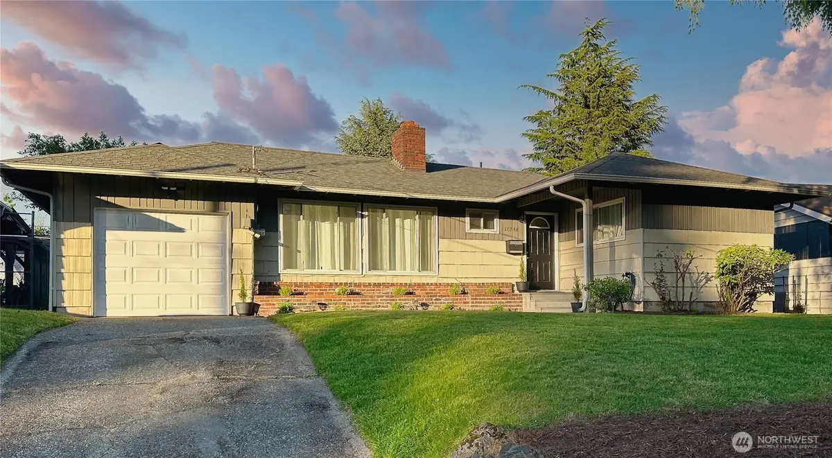 10746 63rd Avenue S, Seattle, WA 98178 - #1