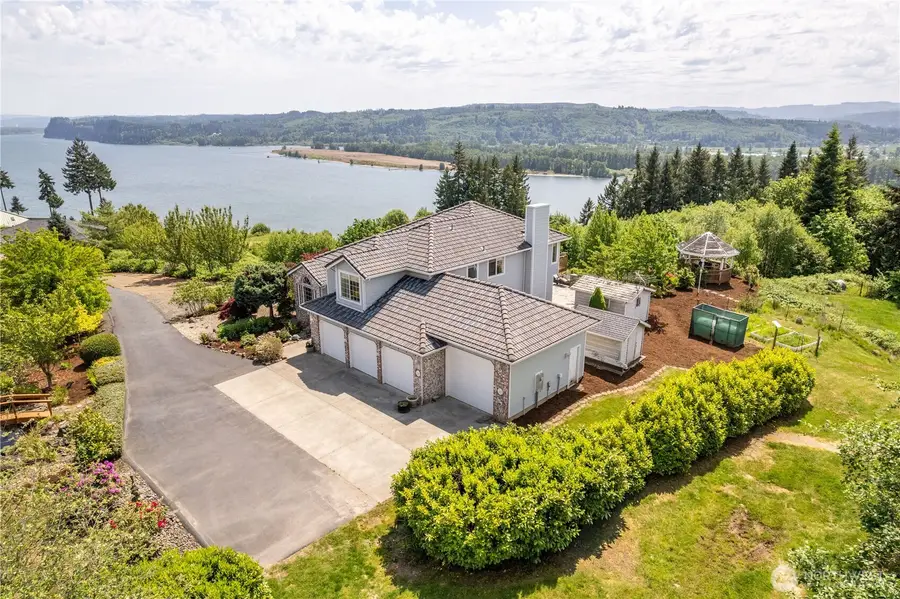 585 E Mcadams Road, Longview, WA 98632 - #3