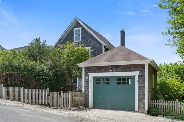 81 Fireside Lane, Pacific Beach, WA 98571