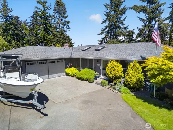 2452 Hemenway Place, Oak Harbor, WA 98277