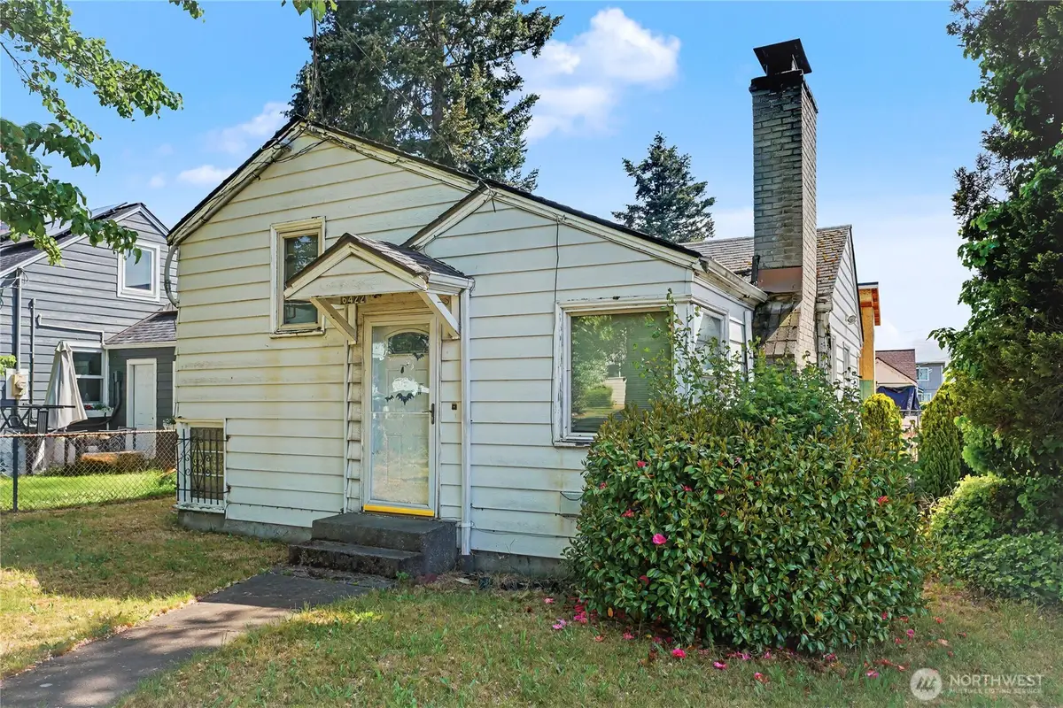 6422 28th Avenue S, Seattle, WA 98108 - #1
