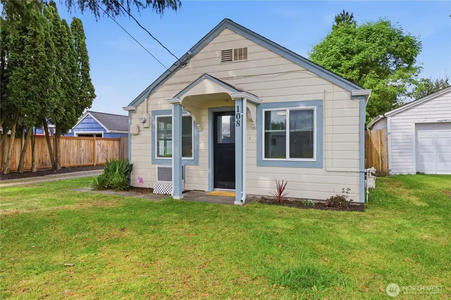 108 8th Street Nw, Puyallup, WA 98371 - #2