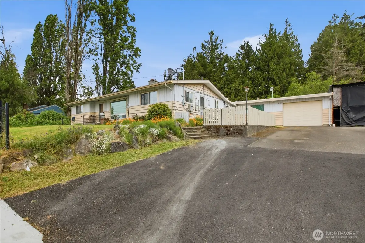 22616 24th Avenue S, Des Moines, WA 98198 - #1