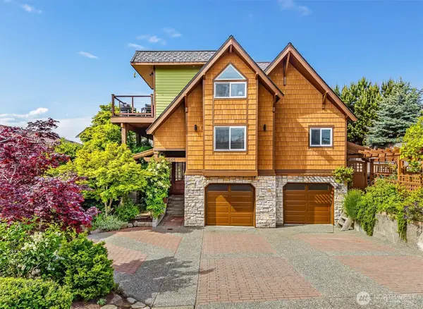 545 Holly Drive, Edmonds, WA 98020