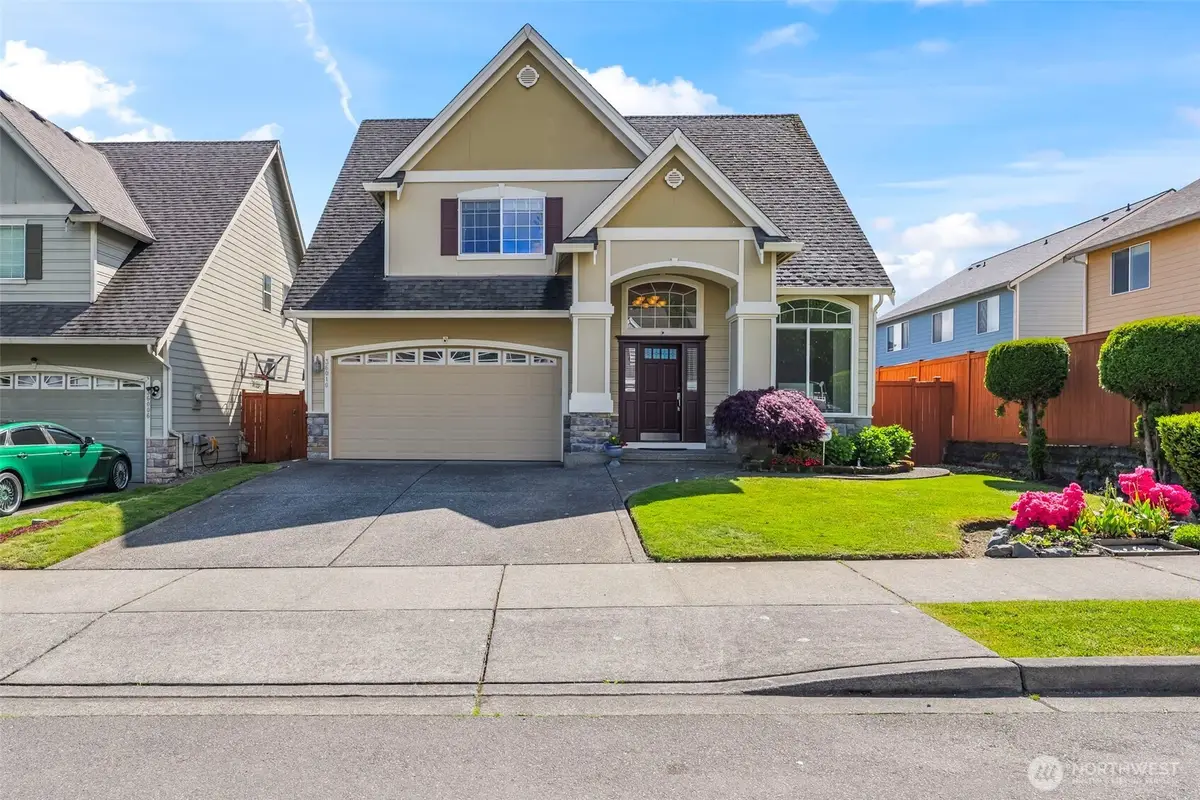 36010 11th Avenue Sw, Federal Way, WA 98023 - #1