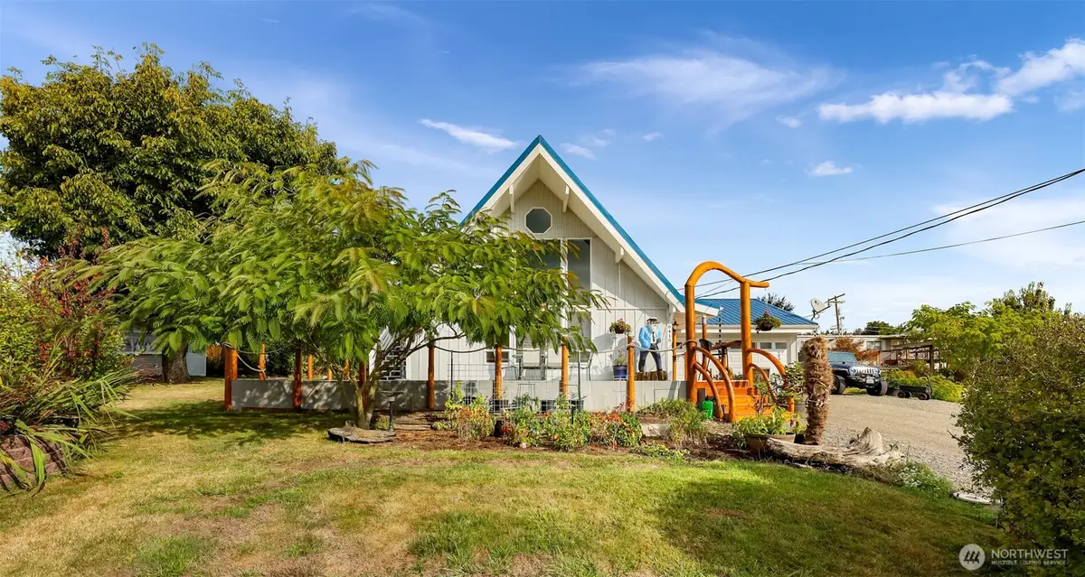 8415 Donald Way, Blaine, WA 98230 - #1
