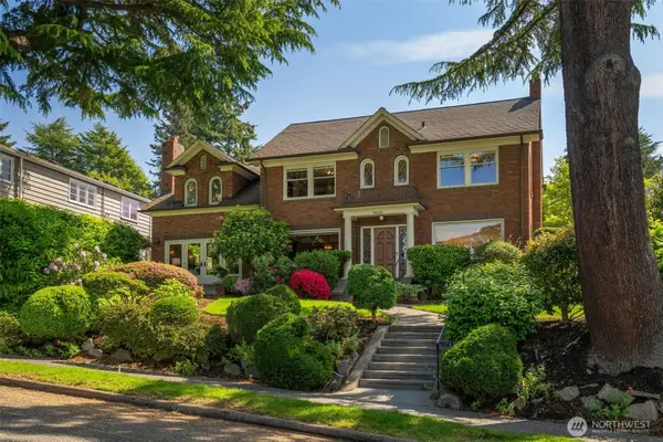 3608 43rd Avenue Ne, Seattle, WA 98105