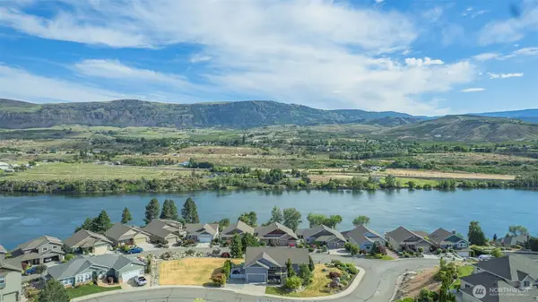 2840 Akamai Way, East Wenatchee, WA 98801