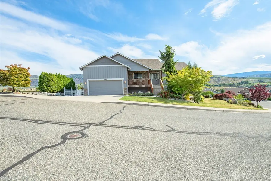 2840 Akamai Way, East Wenatchee, WA 98801 - #2