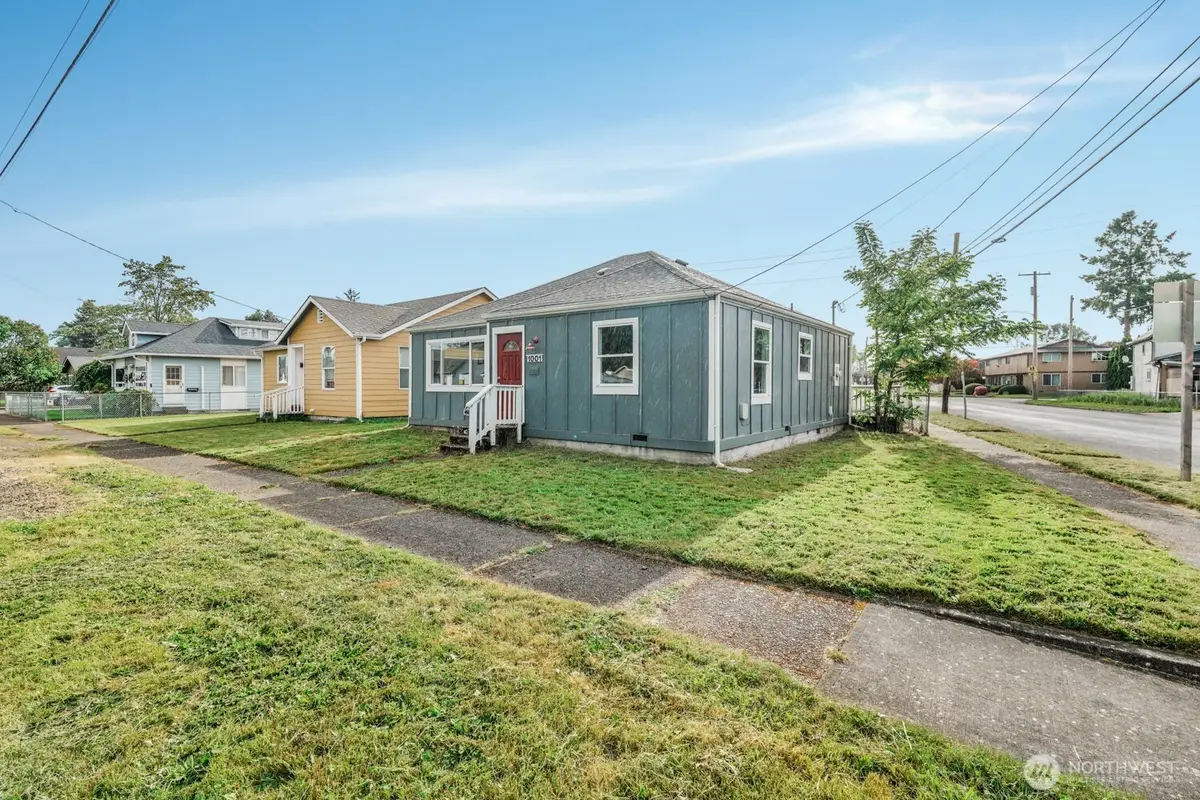 1001 S 6th Avenue, Kelso, WA 98626 - #1