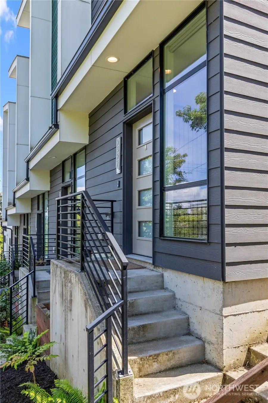 2327 E Denny Way, Seattle, WA 98122 - #3