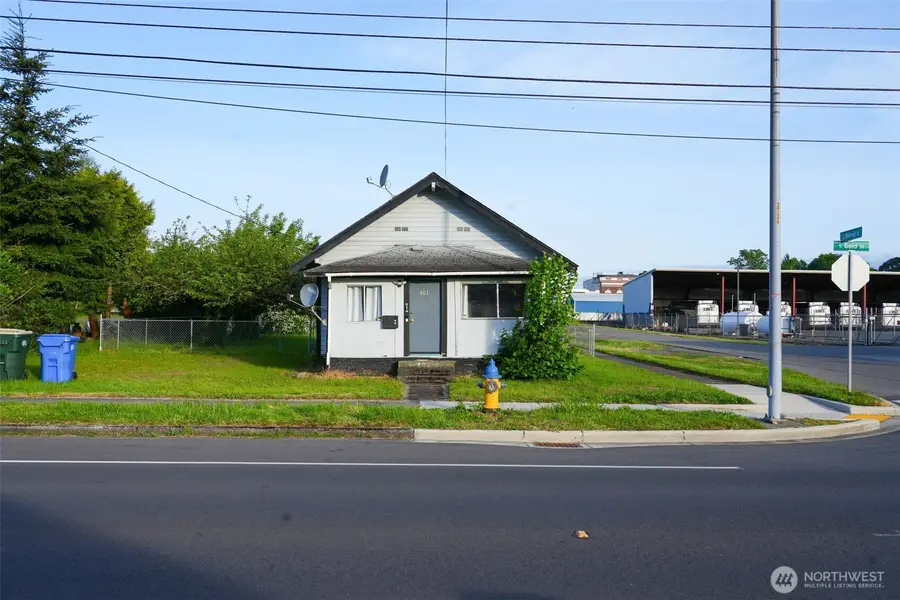 301 S Gold Street, Centralia, WA 98531 - #2