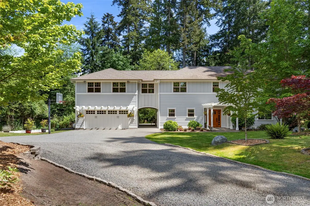 4810 Rose Avenue Ne, Bainbridge Island, WA 98110 - #1