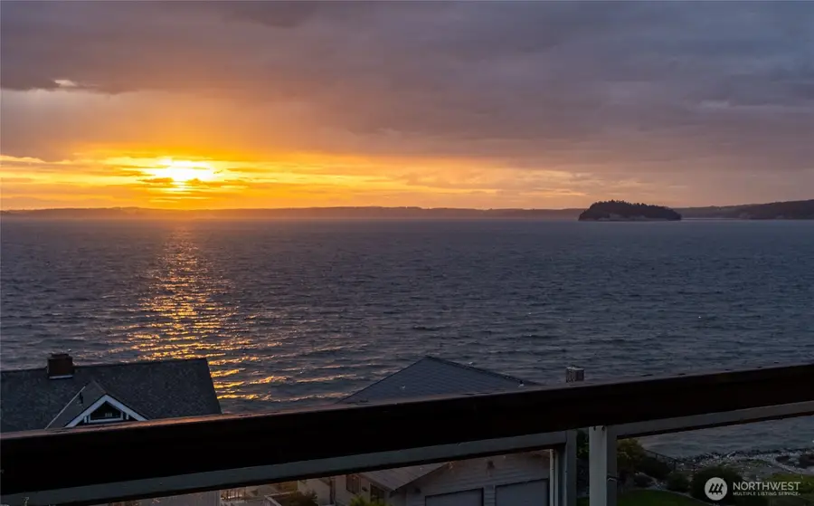 1035 Shorecrest Place, Camano Island, WA 98282 - #2