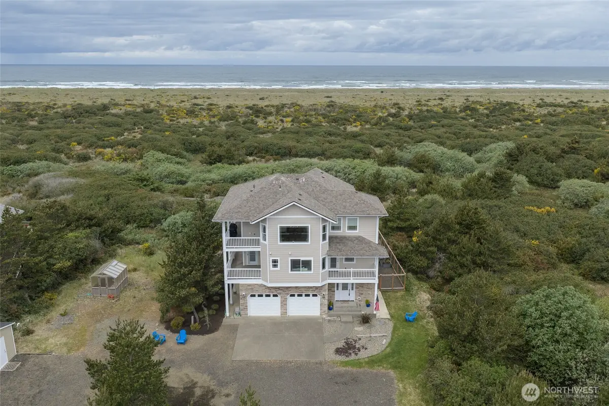 769 S Sand Dune Avenue Sw, Ocean Shores, WA 98569 - #1