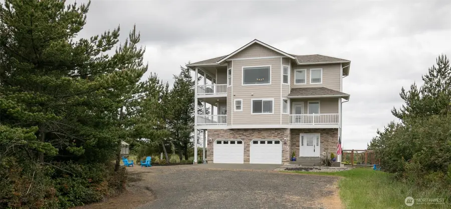 769 S Sand Dune Avenue Sw, Ocean Shores, WA 98569 - #2