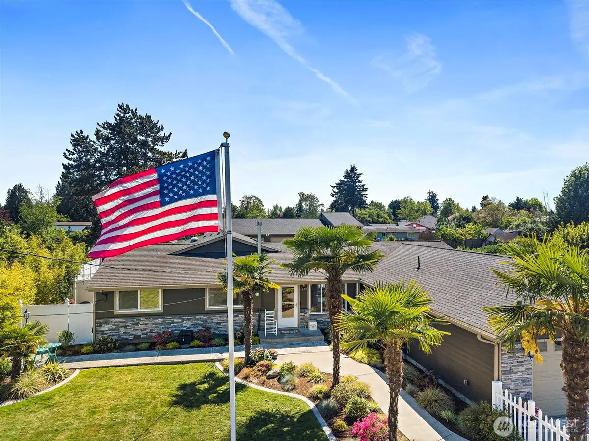 1419 S 240th Street, Des Moines, WA 98198 - #1