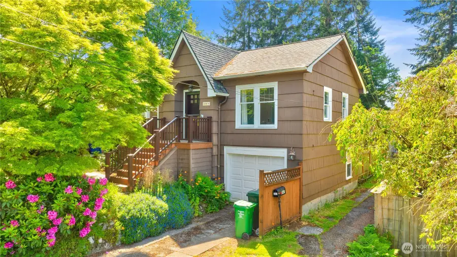 547 NE 91st Street, Seattle, WA 98115 - #2