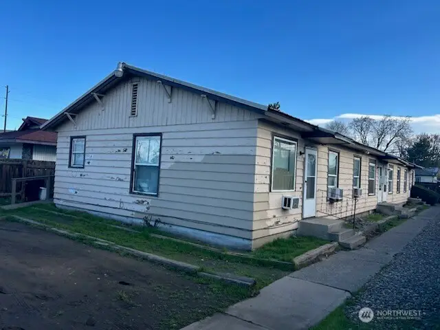 705 N 1st Street, Yakima, WA 98901 - #2