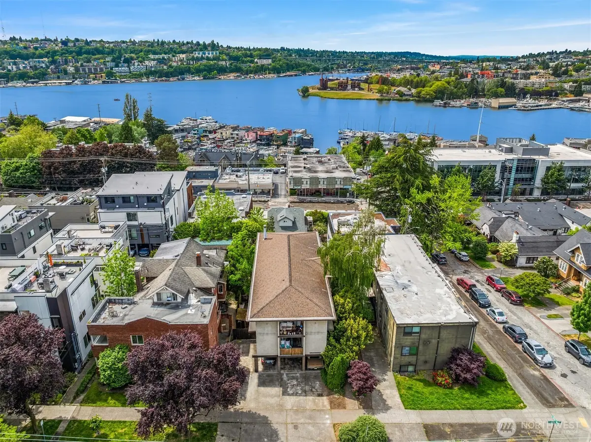 2633 Franklin Avenue E #102, Seattle, WA 98102 - #1