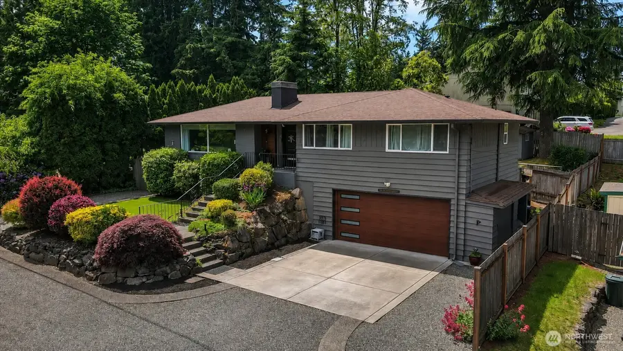829 Maplewood Avenue, Kent, WA 98030 - #2