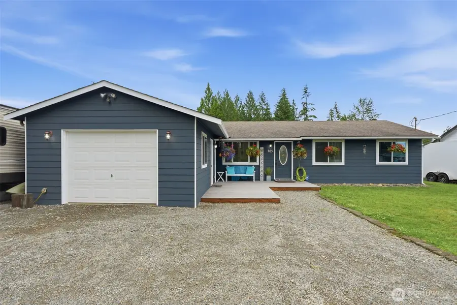 705 E Stanley Place, Granite Falls, WA 98252 - #2
