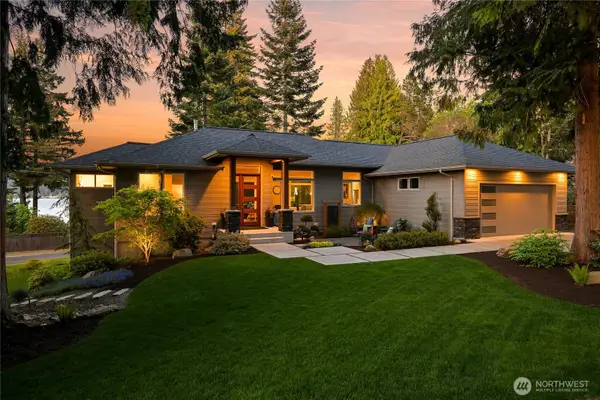 28 Strawberry Point Road, Bellingham, WA 98229
