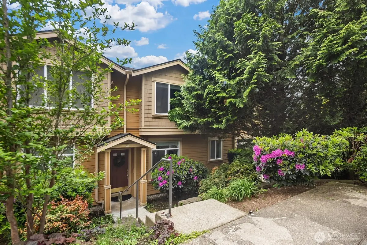23300 SE Black Nugget Road #M2, Issaquah, WA 98029 - #1