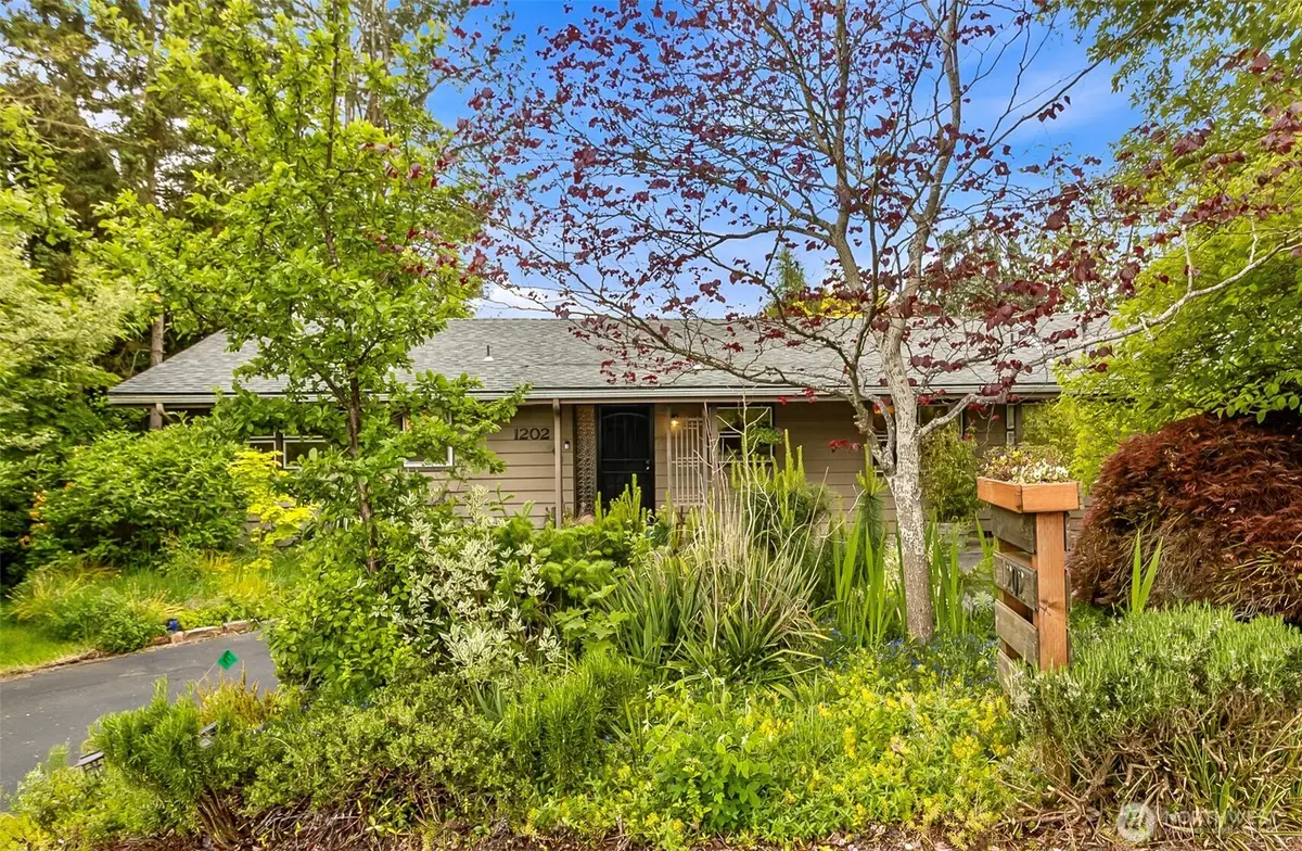 1202 Pine Avenue, Snohomish, WA 98290 - #1