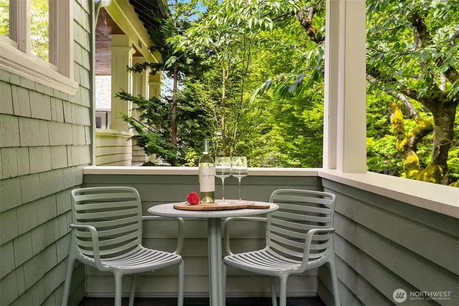 1131 19th Avenue E, Seattle, WA 98112 - #3