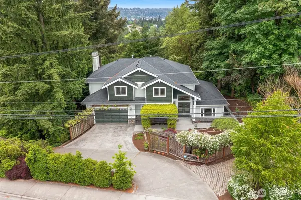 13128 SE Newport Way, Bellevue, WA 98006