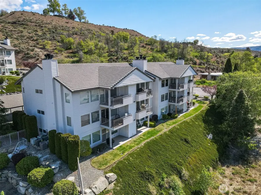808 W Manson Highway #B203, Chelan, WA 98816 - #3