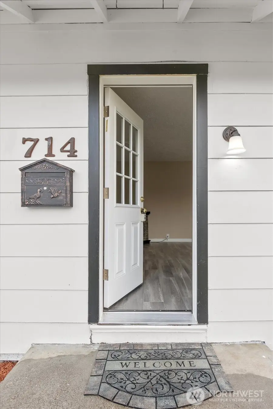 714 S 7th Avenue, Kelso, WA 98626 - #3