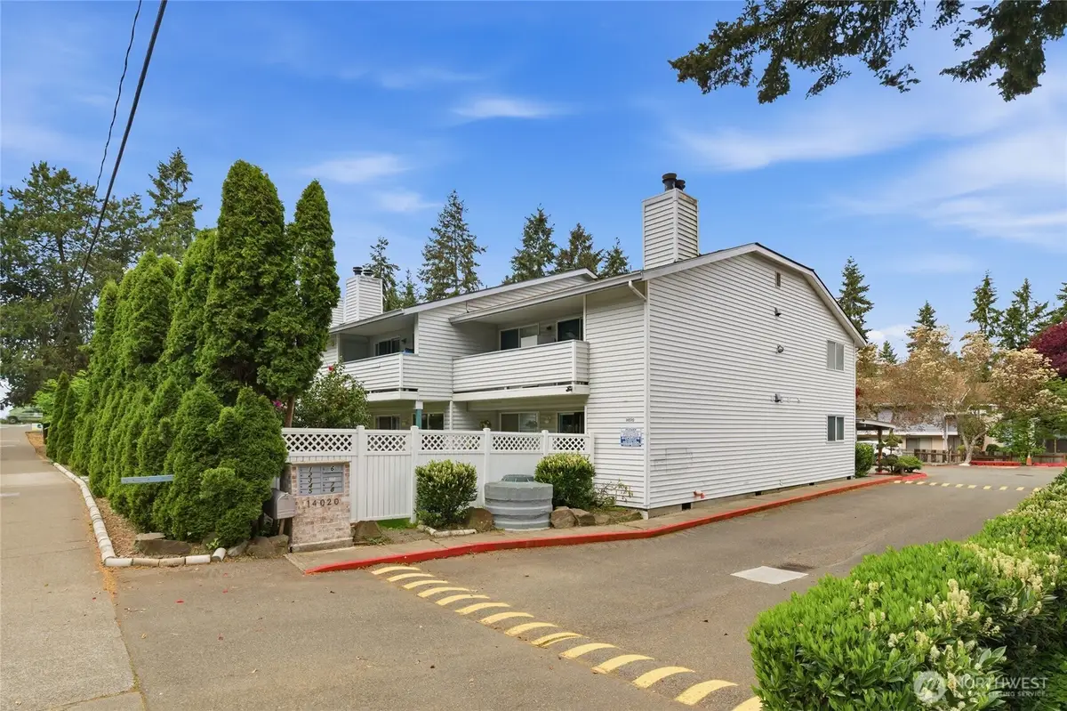 14020 SE 8th Street, Bellevue, WA 98007 - #1